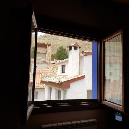Hotel Rural El Horno De Aliaga Екстер'єр фото