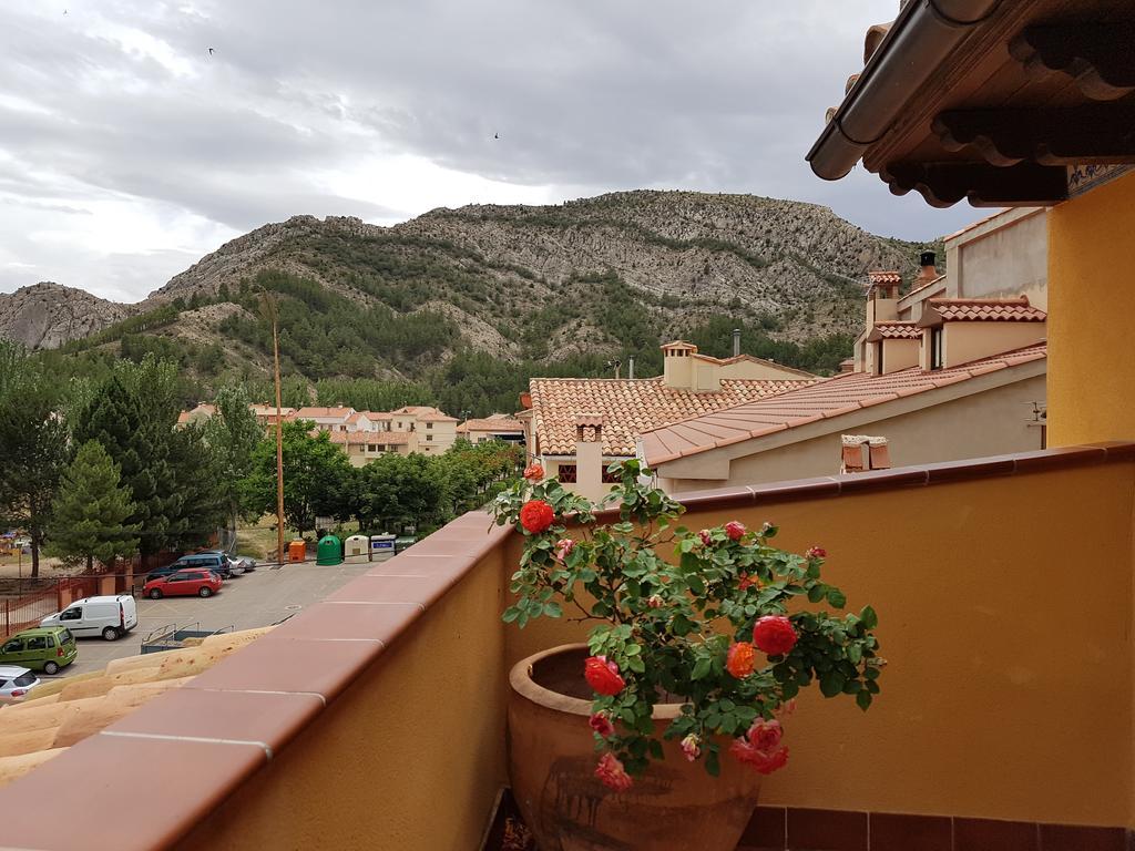 Hotel Rural El Horno De Aliaga Екстер'єр фото