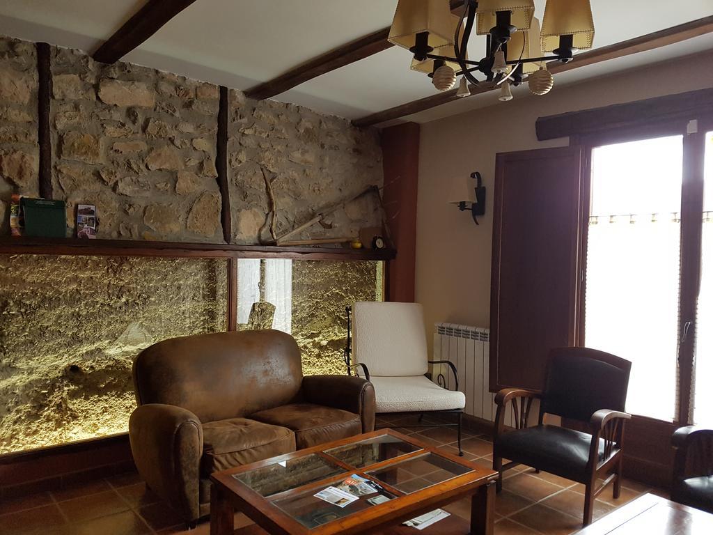 Hotel Rural El Horno De Aliaga Екстер'єр фото