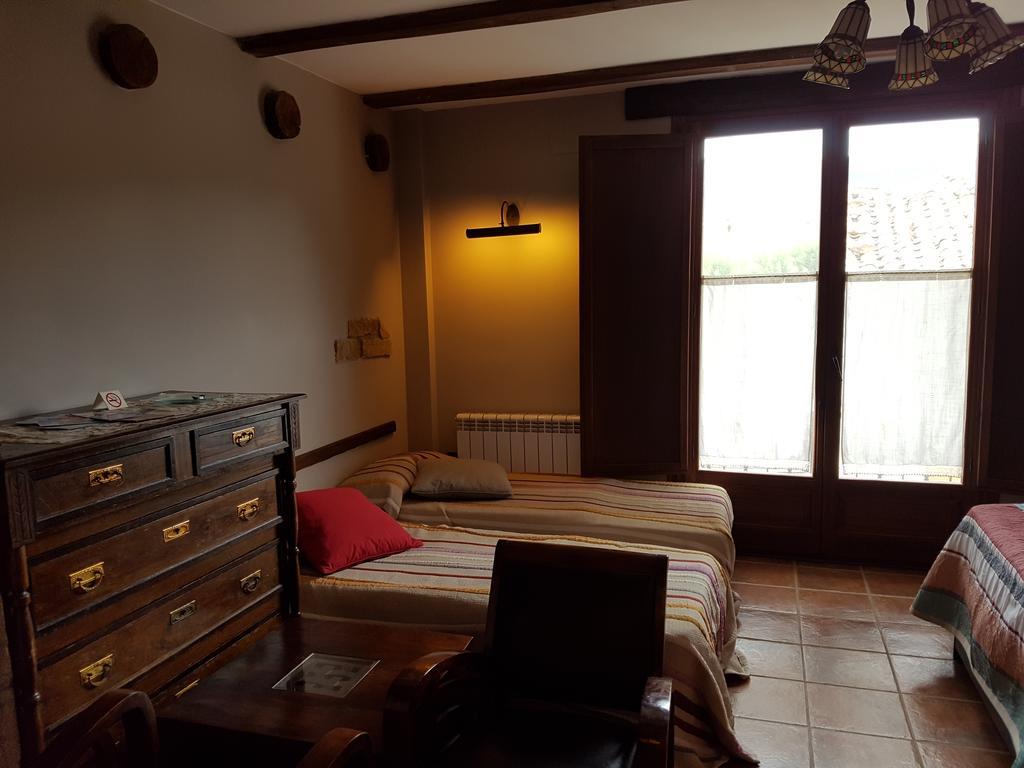 Hotel Rural El Horno De Aliaga Екстер'єр фото